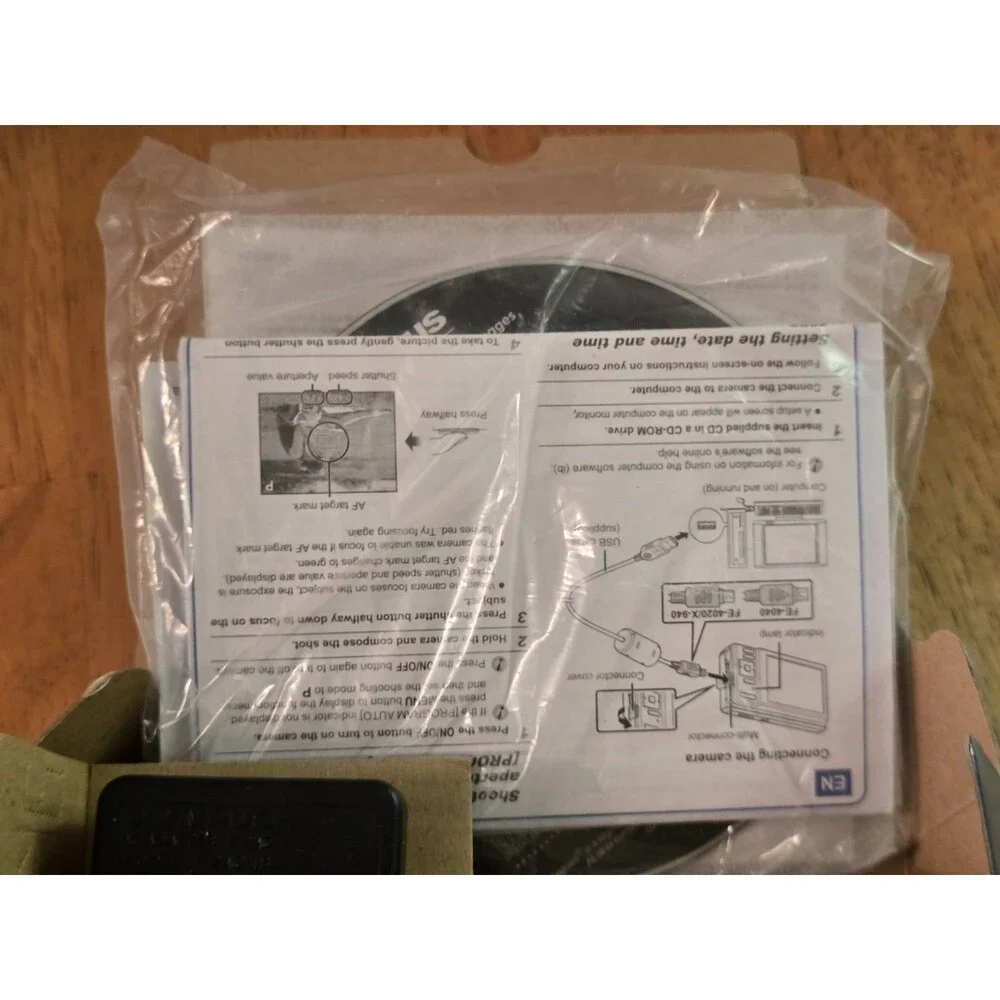 Olympus FE-4020 Digital Camera 14MP UNUSED Open Box Complete Set + 16GB SD Card